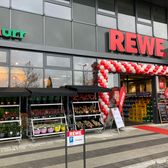 REWE eröffnet Vollsortiment-Markt am Business Campus München : Unterschleißheim
